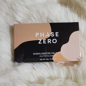 Phase Zero 3-In-1 Highlighter Palette